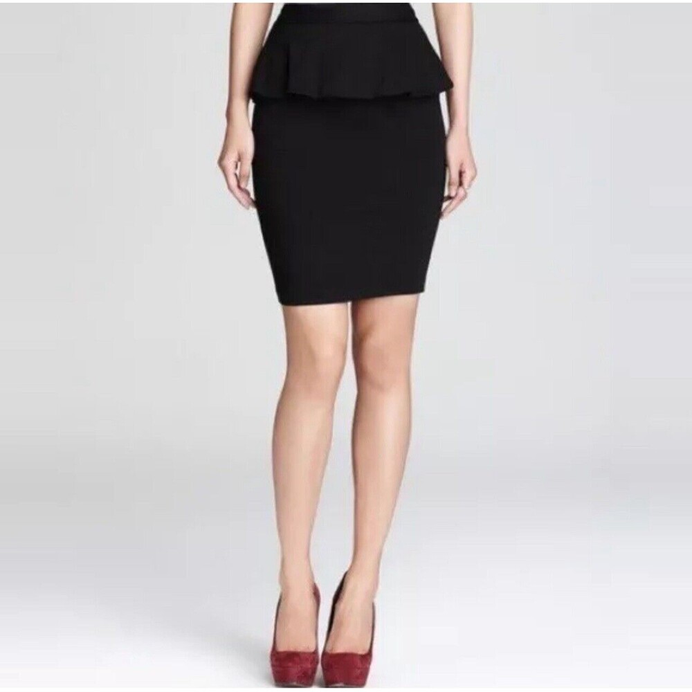 Alice + Olivia Peplum Figure-Hugging Stretch Lined Skirt Size 6 NWT
